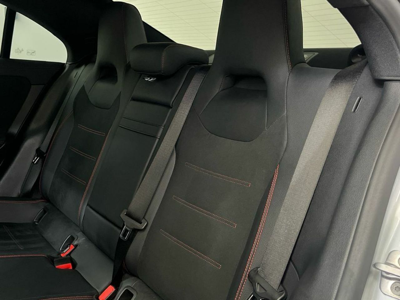 Mercedes CLA 220 d Coupé - Foto 2