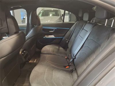 Mercedes Clase E 300 de con tecnología hibrida EQ