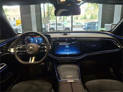 Mercedes Clase E 300 de con tecnología hibrida EQ