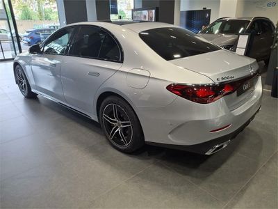 Mercedes Clase E 300 de con tecnología hibrida EQ