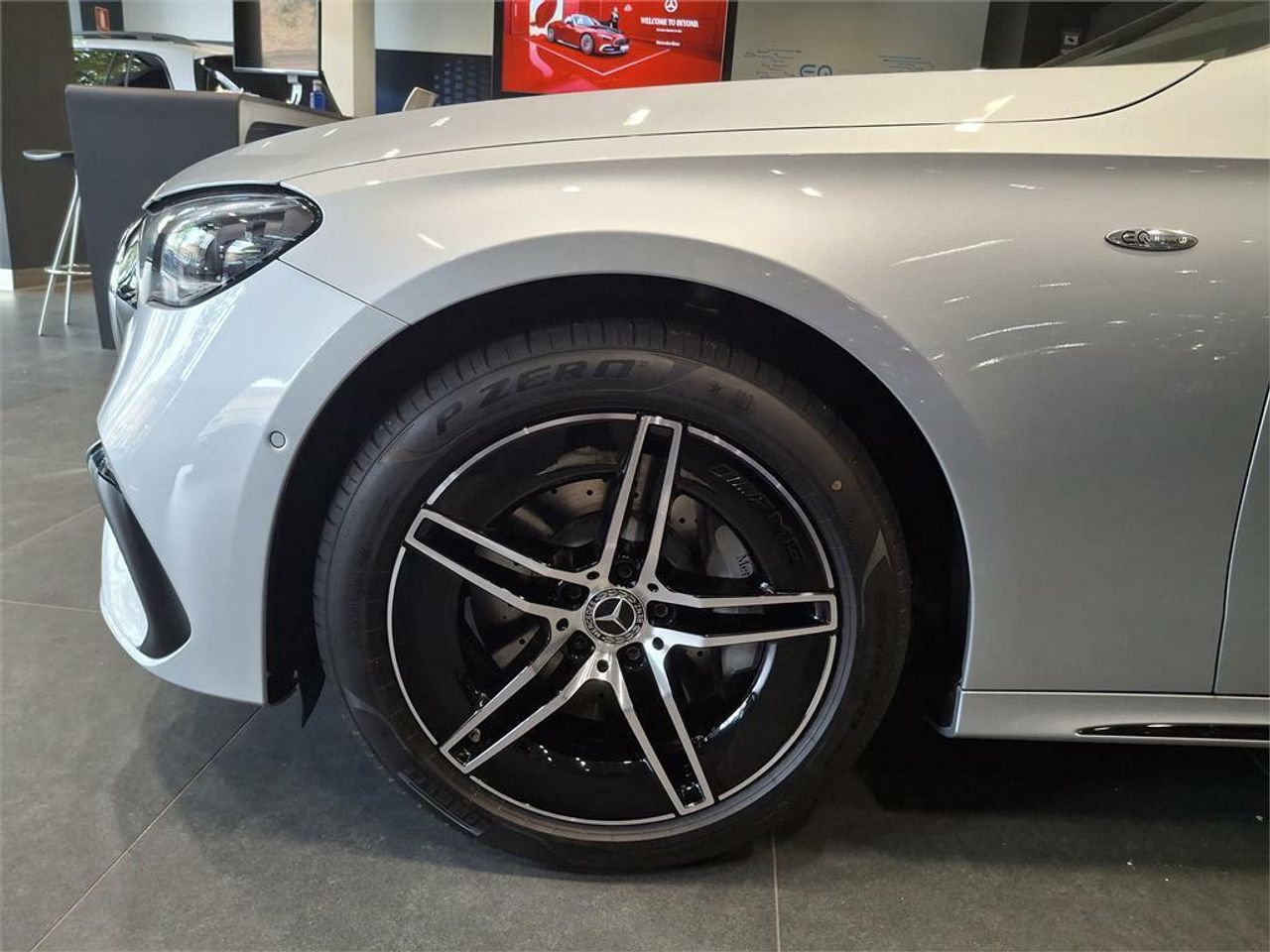 Mercedes Clase E 300 de con tecnología hibrida EQ - Foto 2