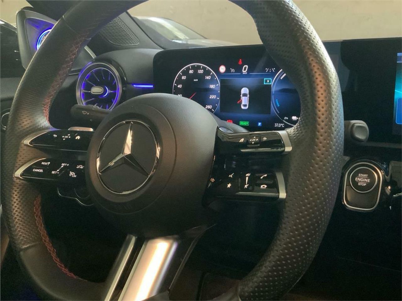 Mercedes Clase A 250 e Sedán - Foto 2