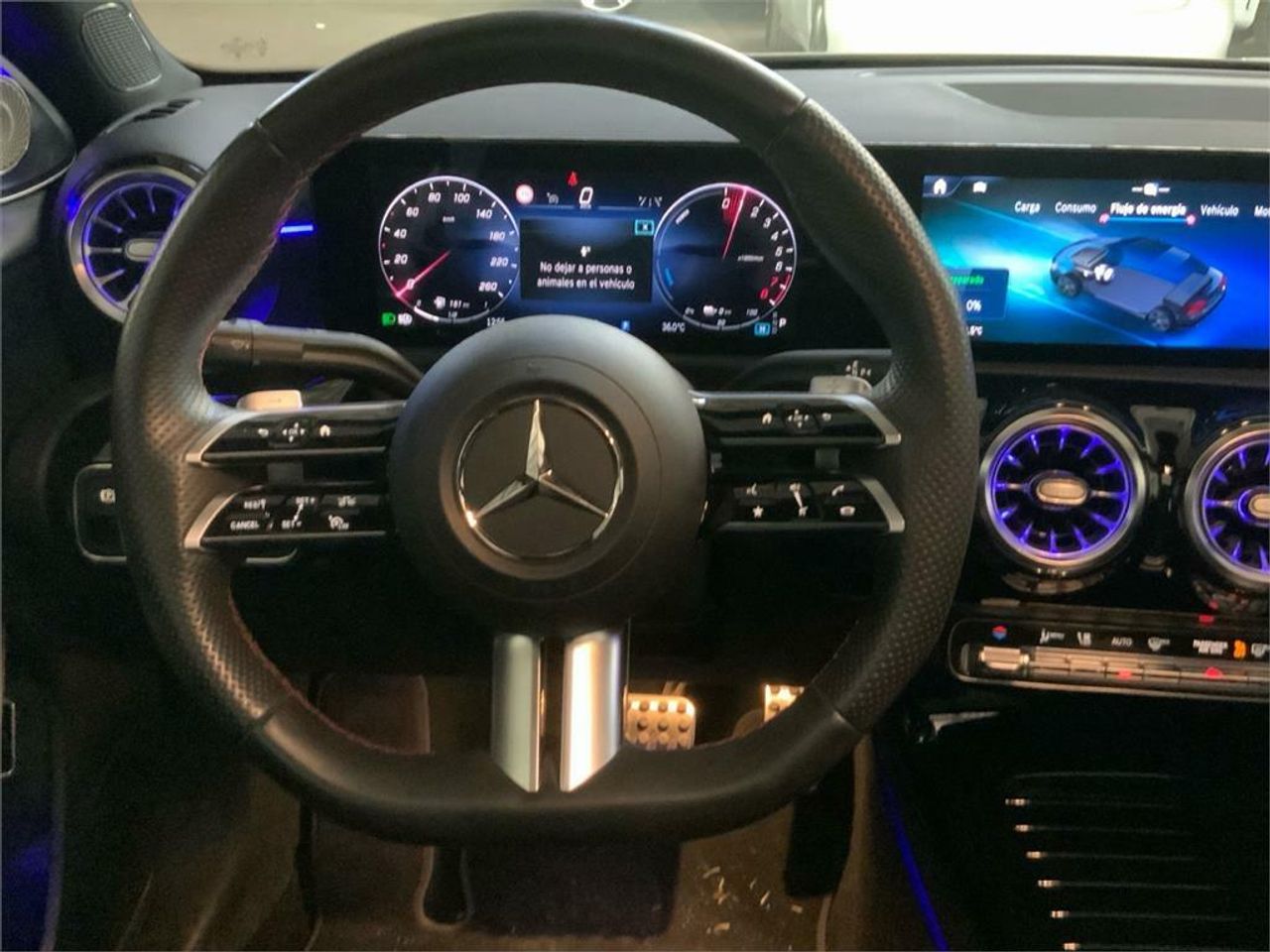 Mercedes Clase A 250 e Sedán - Foto 2