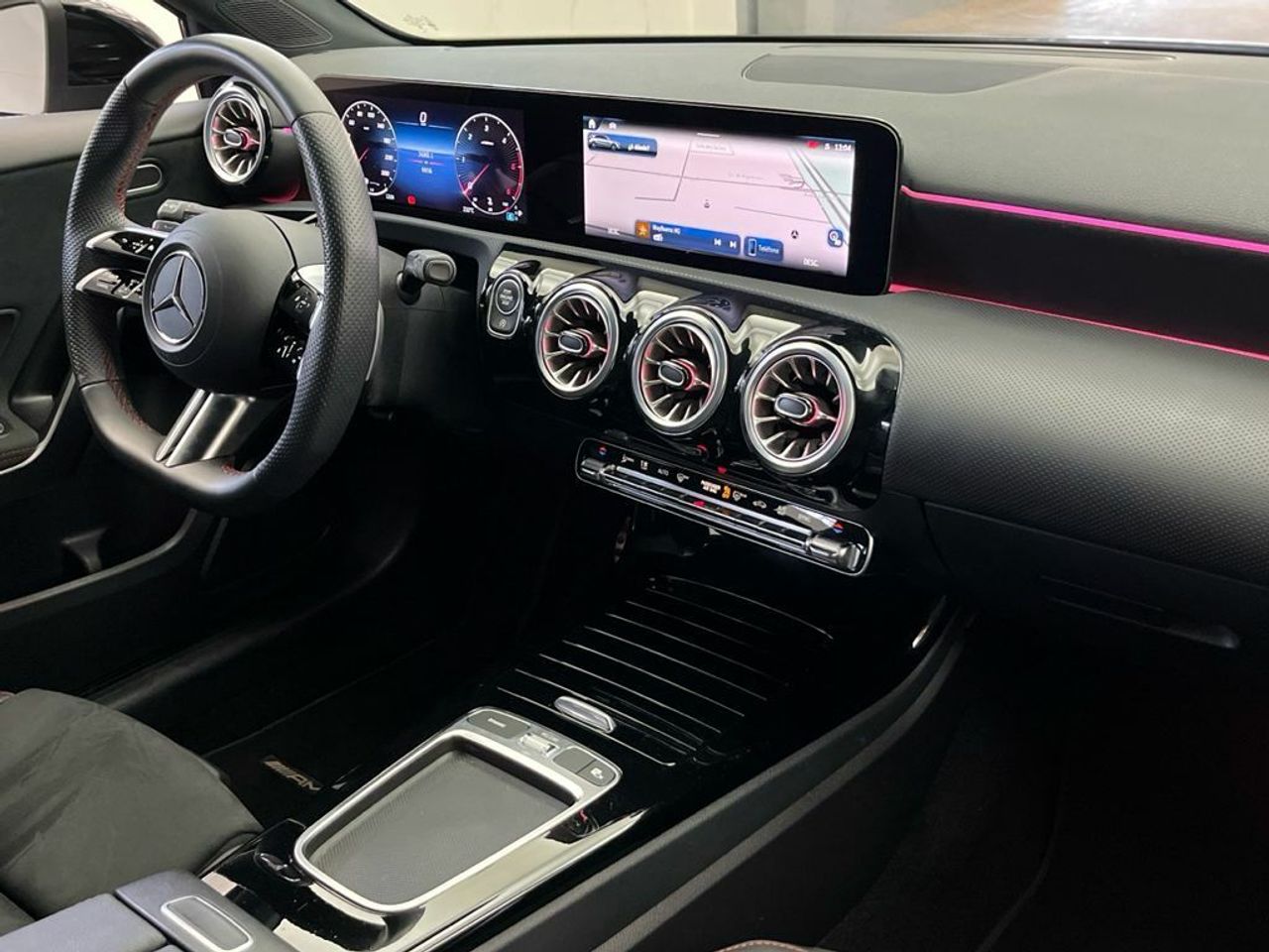 Mercedes Clase A 180 d Compacto - Foto 2