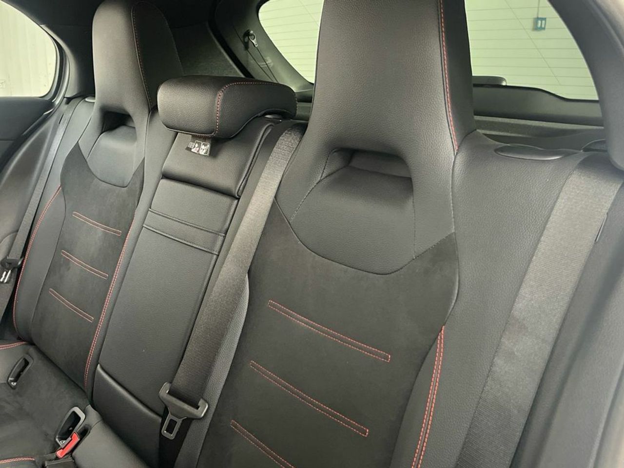 Mercedes Clase A 200 d Compacto - Foto 2