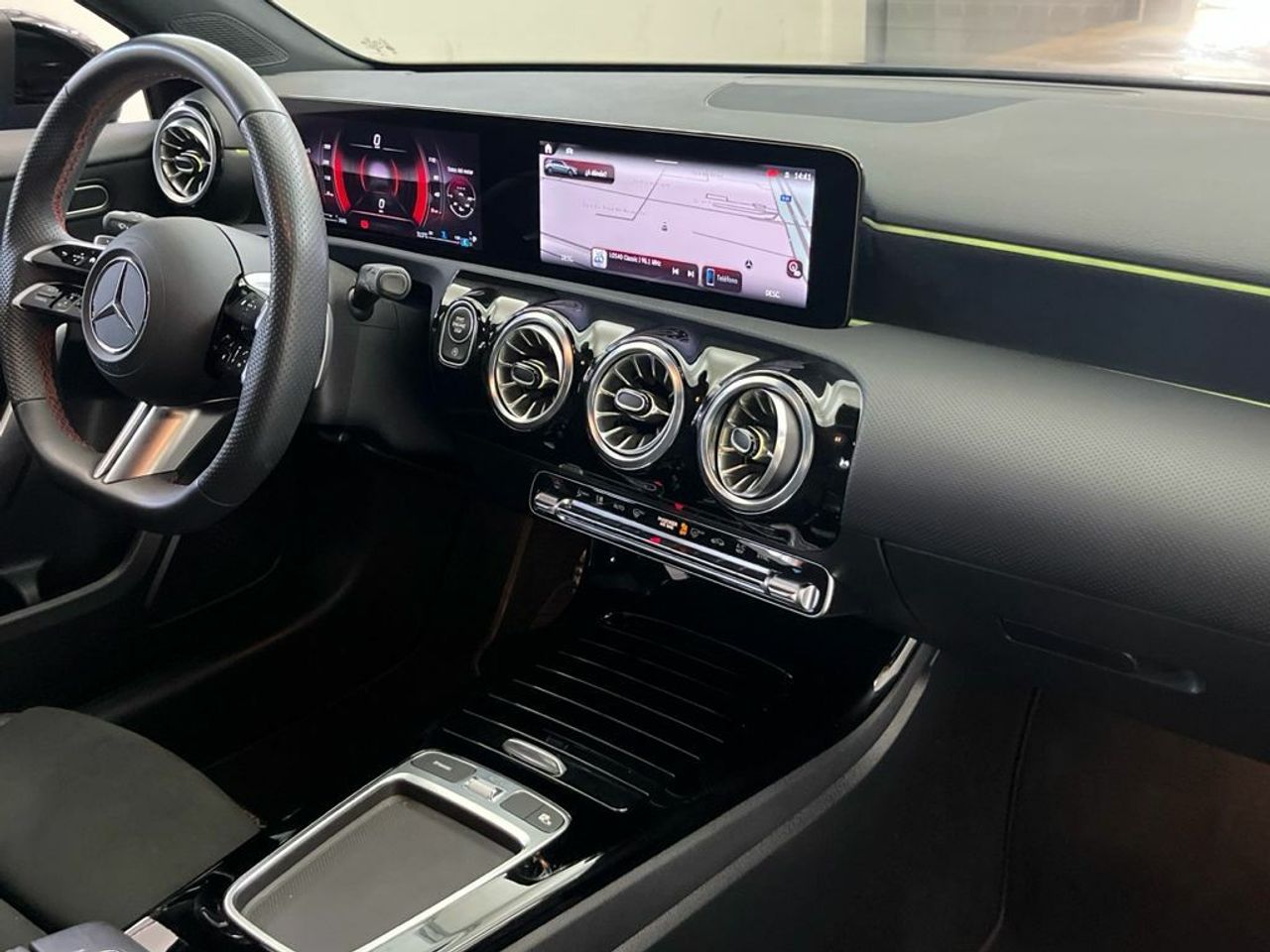 Mercedes Clase A 200 d Compacto - Foto 2