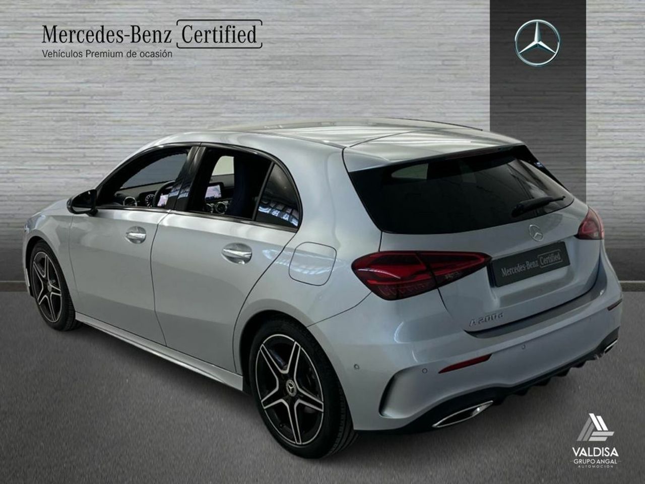 Mercedes Clase A 200 d Compacto - Foto 2