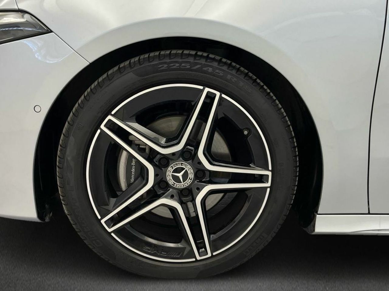 Mercedes Clase A 200 d Compacto - Foto 2