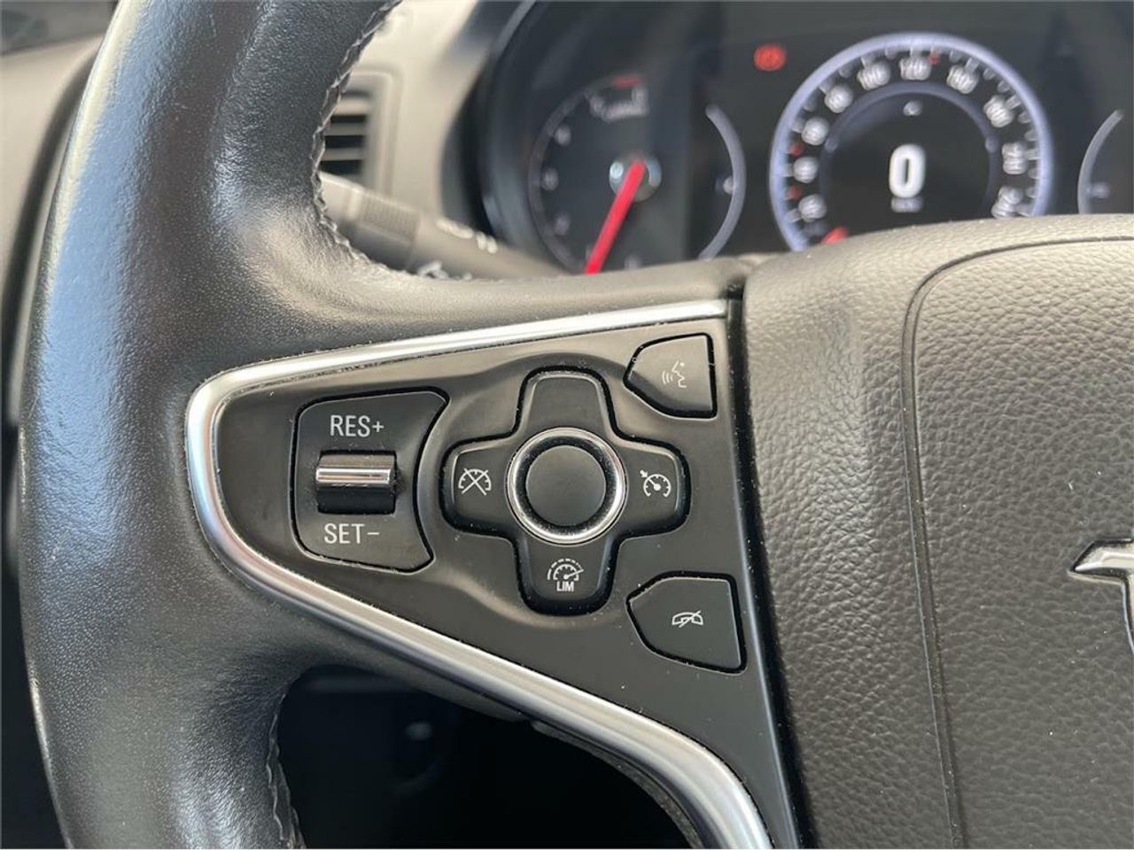 Opel Insignia  1.6CDTI S&S ecoF 100kW (136CV) Selective - Foto 2