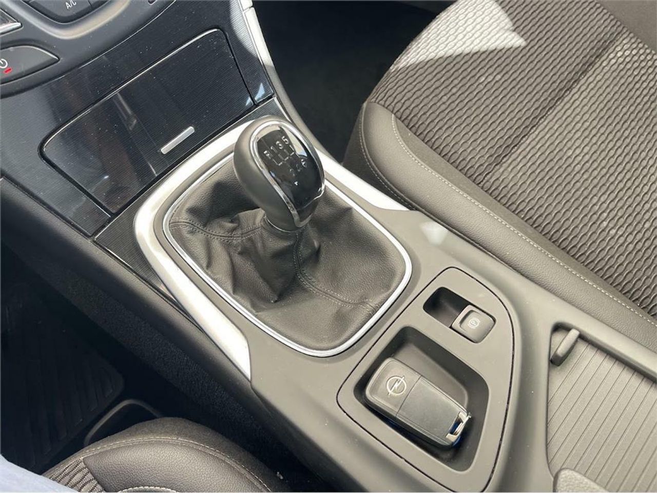 Opel Insignia  1.6CDTI S&S ecoF 100kW (136CV) Selective - Foto 2