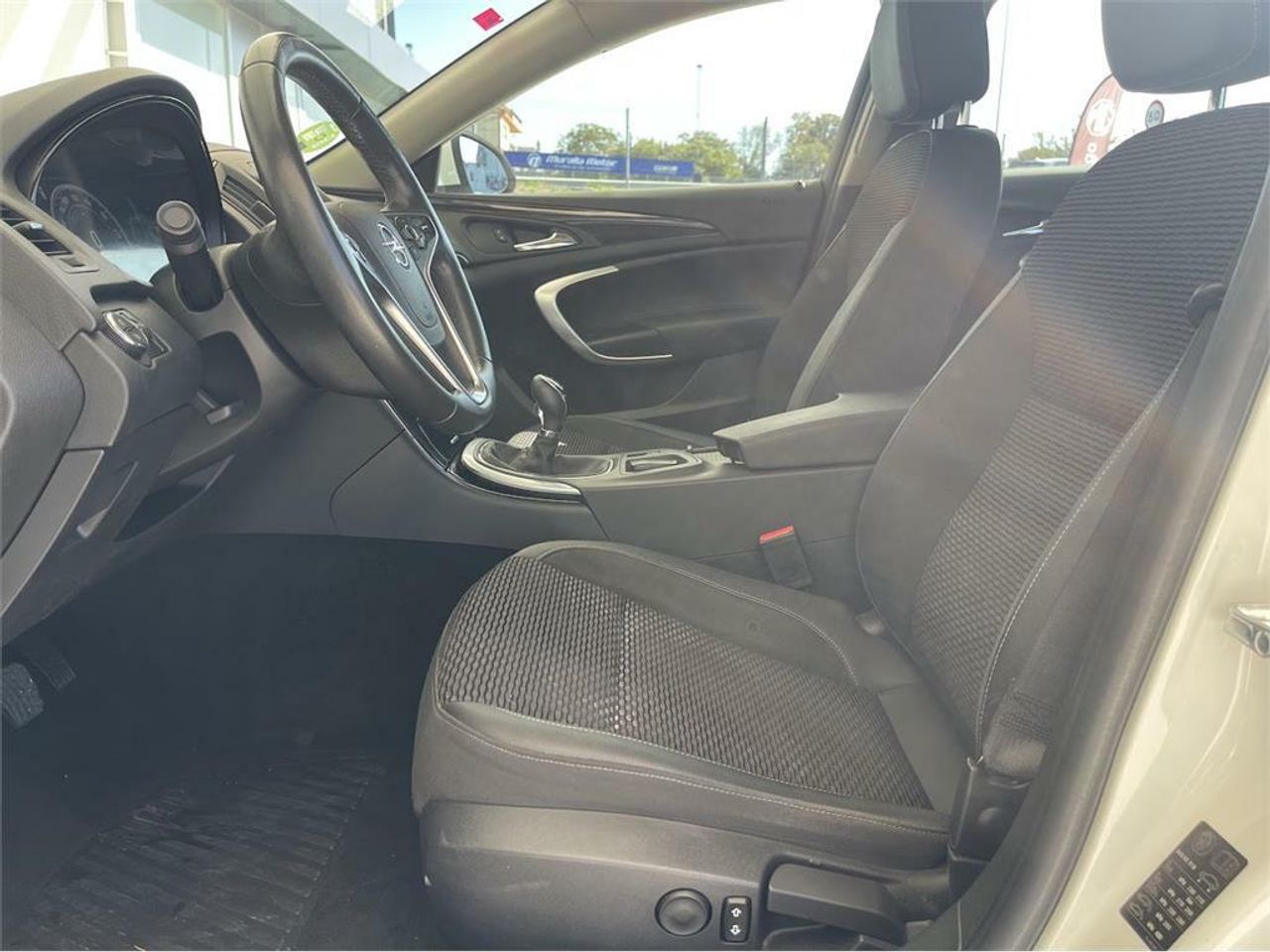 Opel Insignia  1.6CDTI S&S ecoF 100kW (136CV) Selective - Foto 2