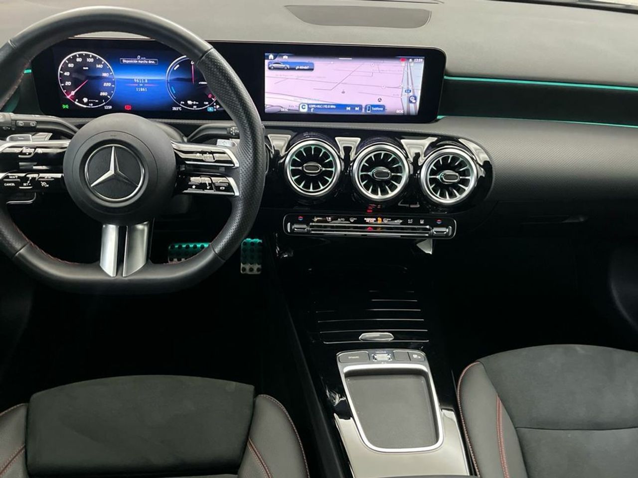 Mercedes Clase A 250 e Compacto - Foto 2