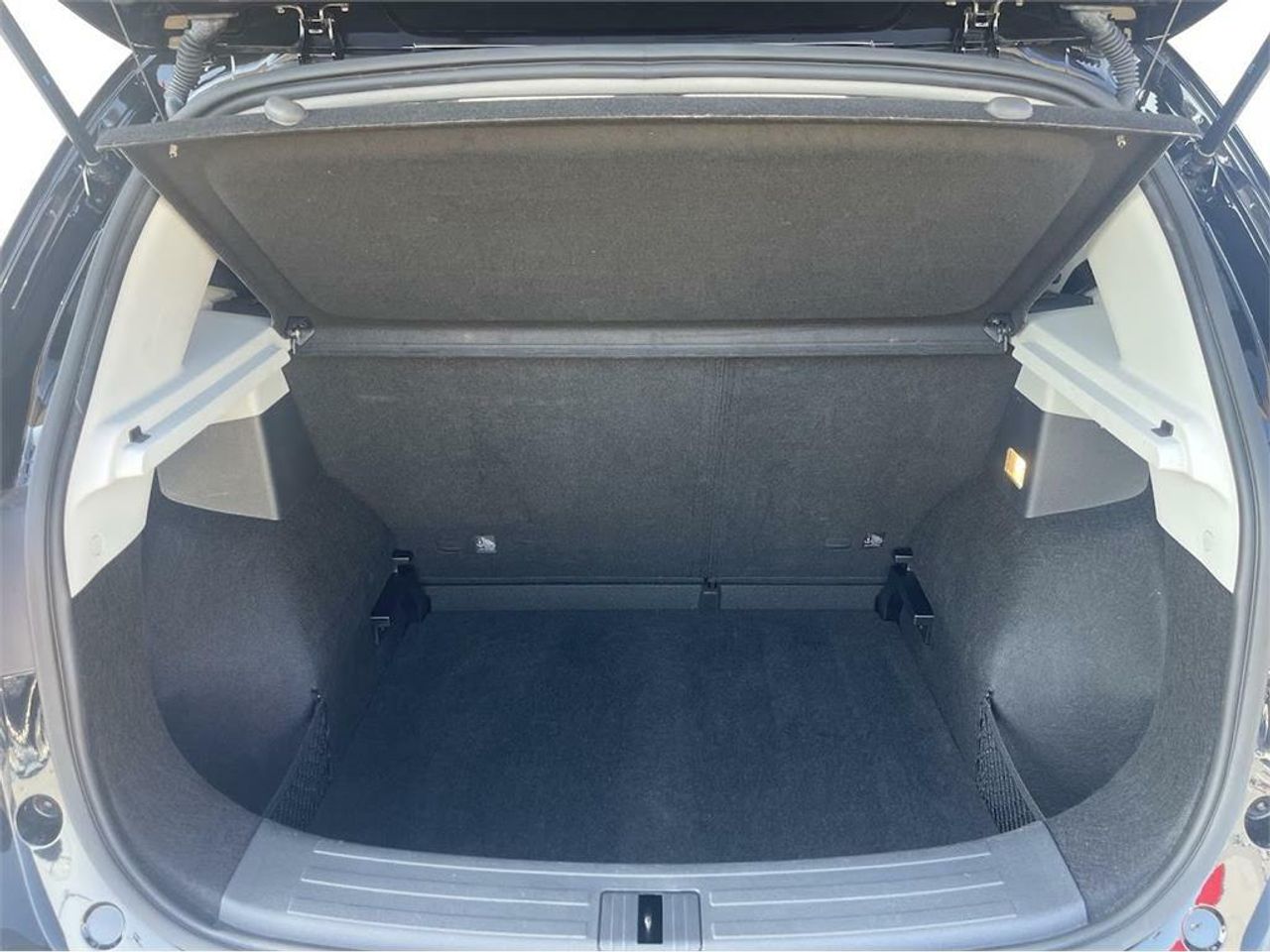 MG ZS 1.5 Luxury - Foto 2