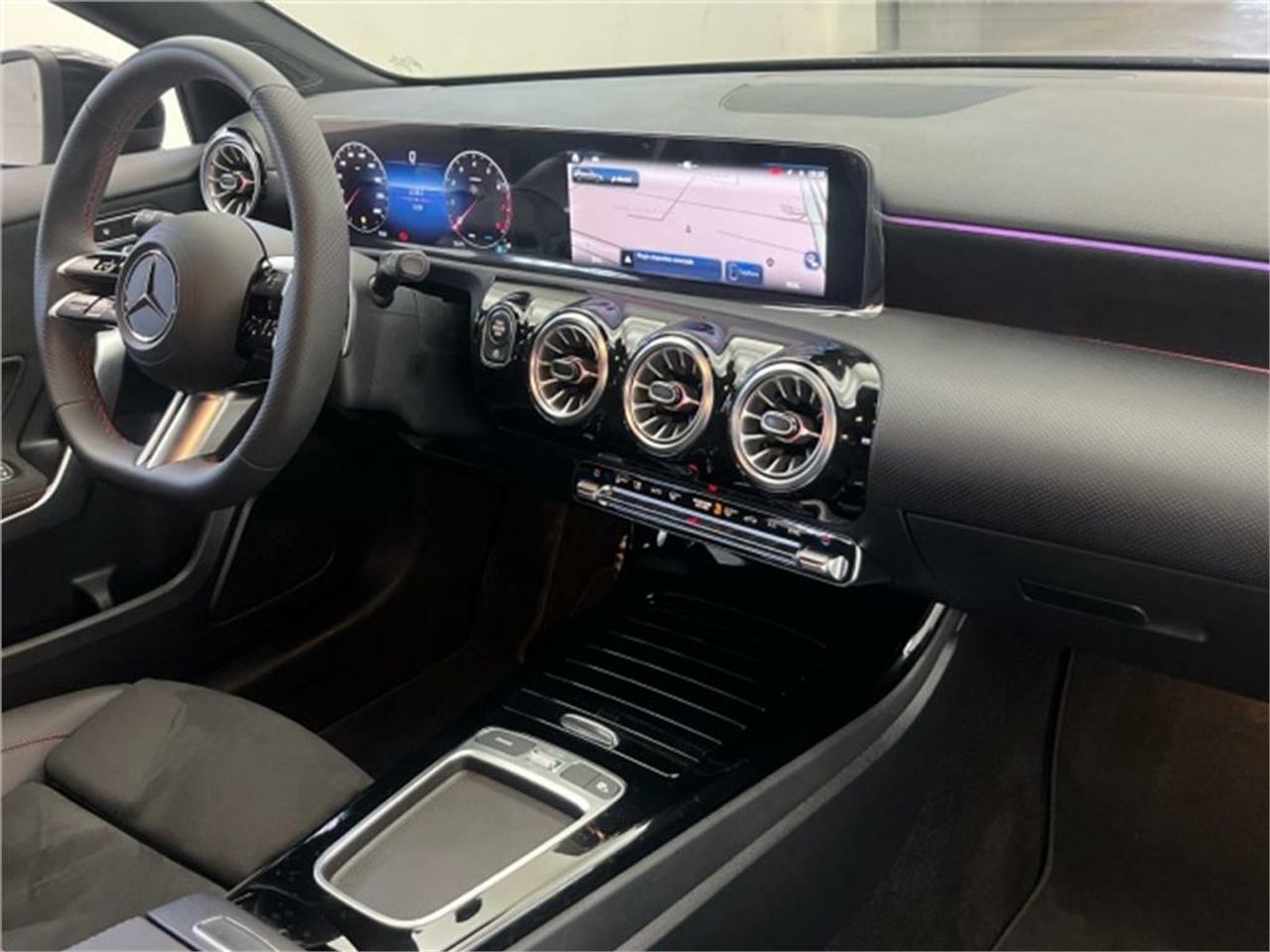 Mercedes Clase A 180 Berlina - Foto 2