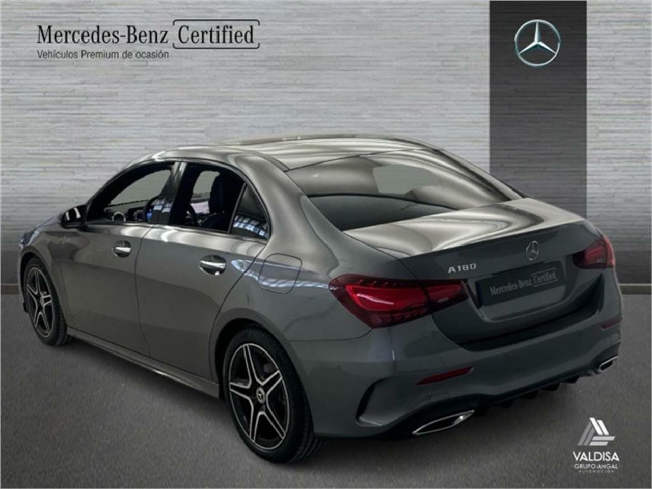 Mercedes Clase A 180 Berlina - Foto 2