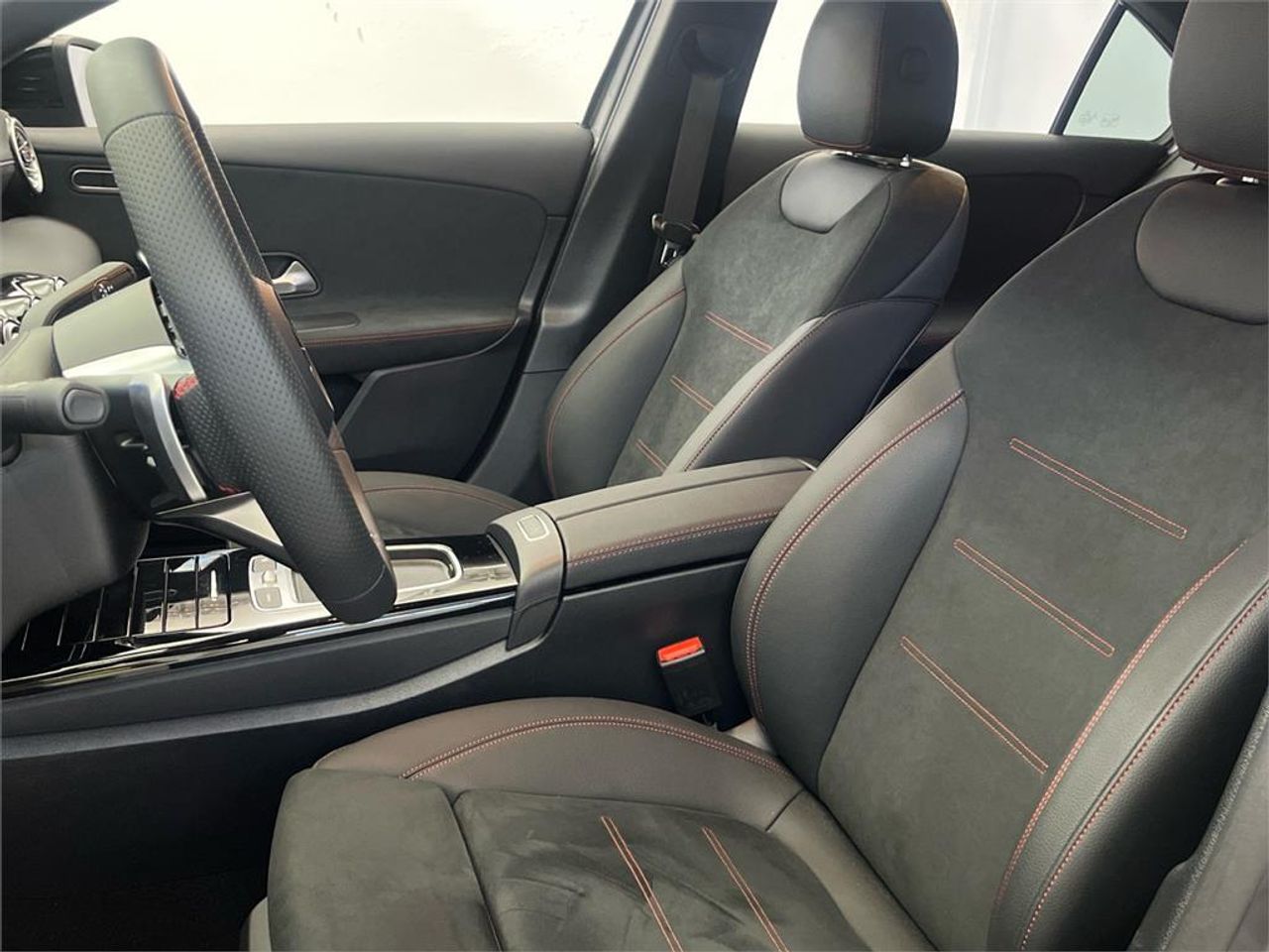 Mercedes Clase A 180 Berlina - Foto 2