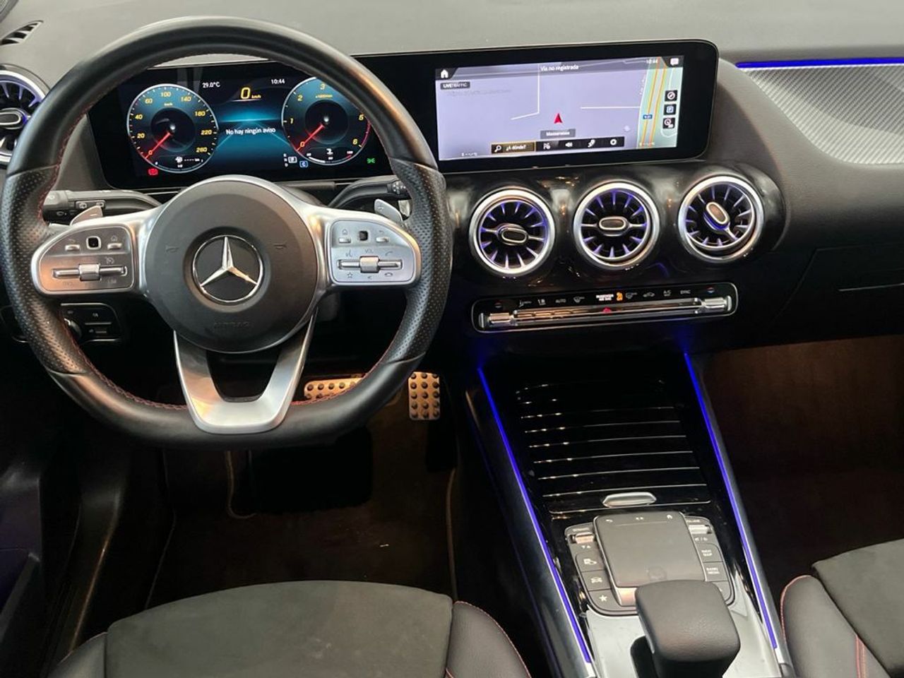 Mercedes GLA 200 d AMG Line (EURO 6d) - Foto 2