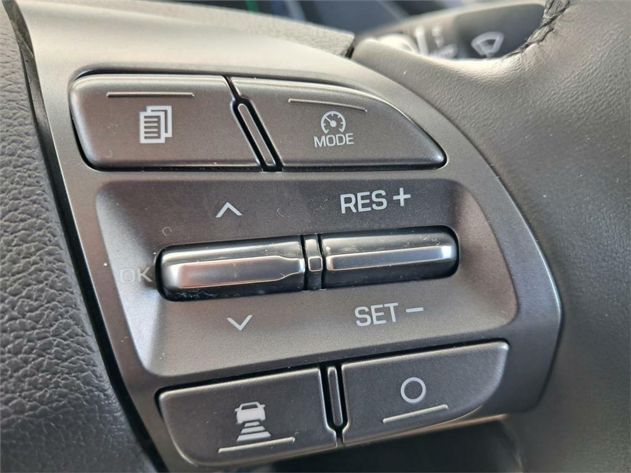 Hyundai IONIQ 1.6 GDI PHEV Tecno DCT - Foto 2