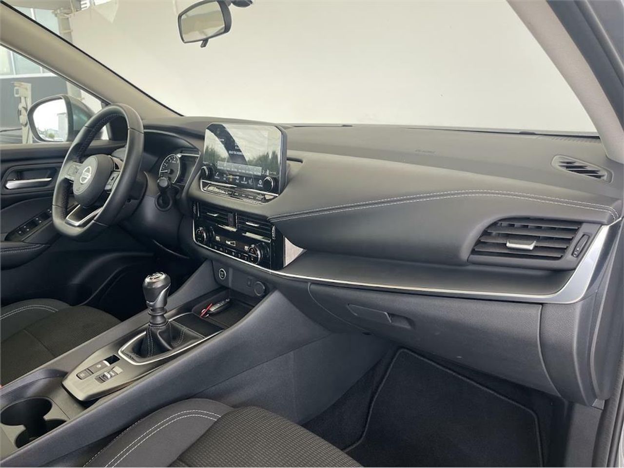 Nissan Qashqai DIG-T 103kW (140CV) mHEV 4x2 Acenta - Foto 2