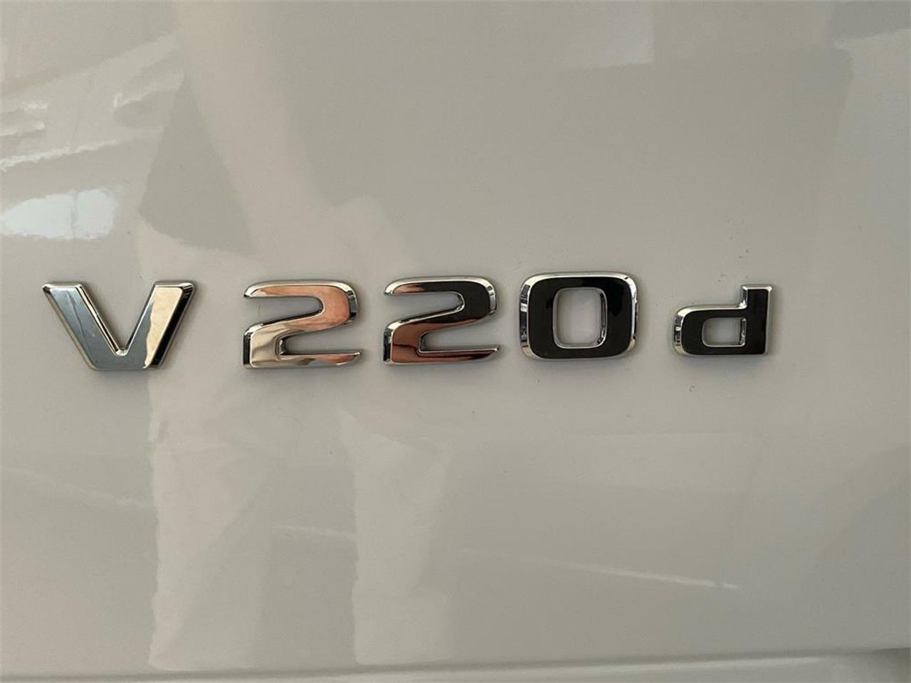 Mercedes Clase V 220 d Avantgarde Largo - Foto 2