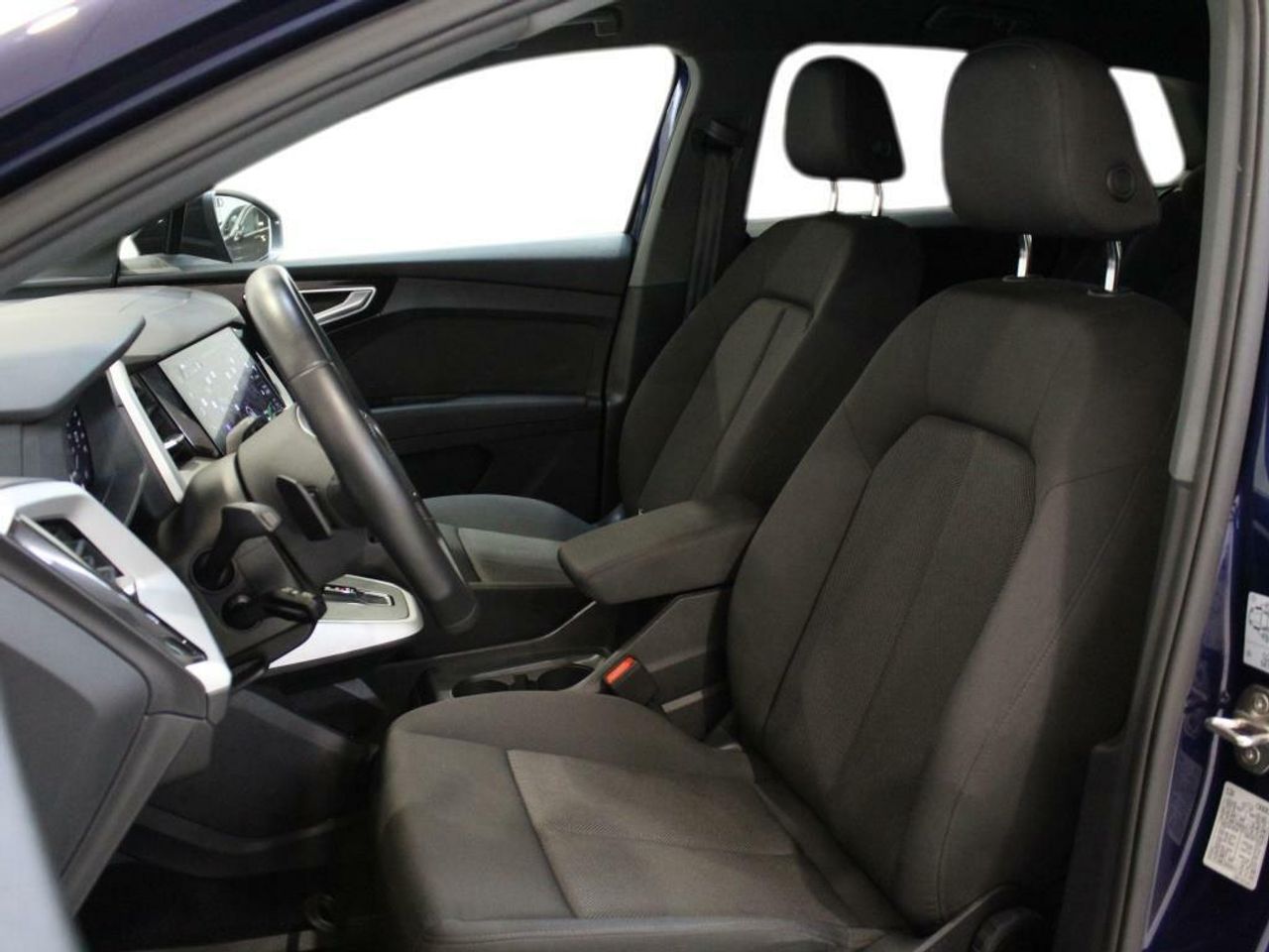 Audi Q4 Advanced 40 e-tron 150kW 82kWh - Foto 2