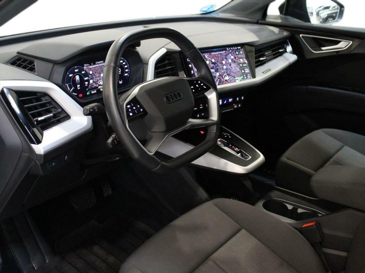 Audi Q4 Advanced 40 e-tron 150kW 82kWh - Foto 2