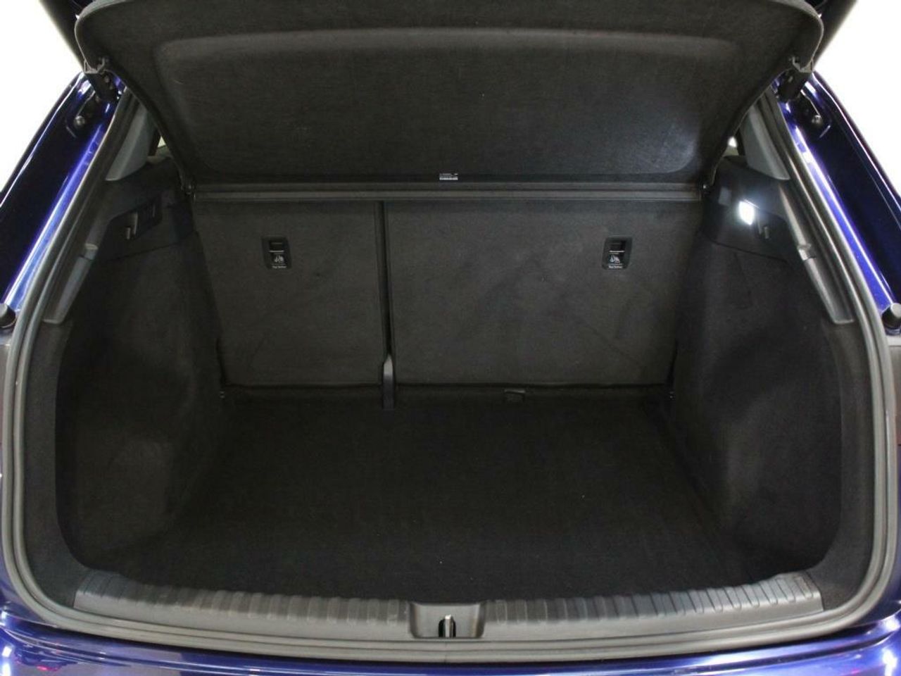 Audi Q4 Advanced 40 e-tron 150kW 82kWh - Foto 2