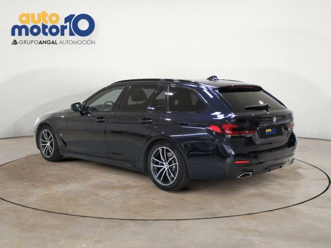 BMW Serie 5 520dA Touring - Foto 2