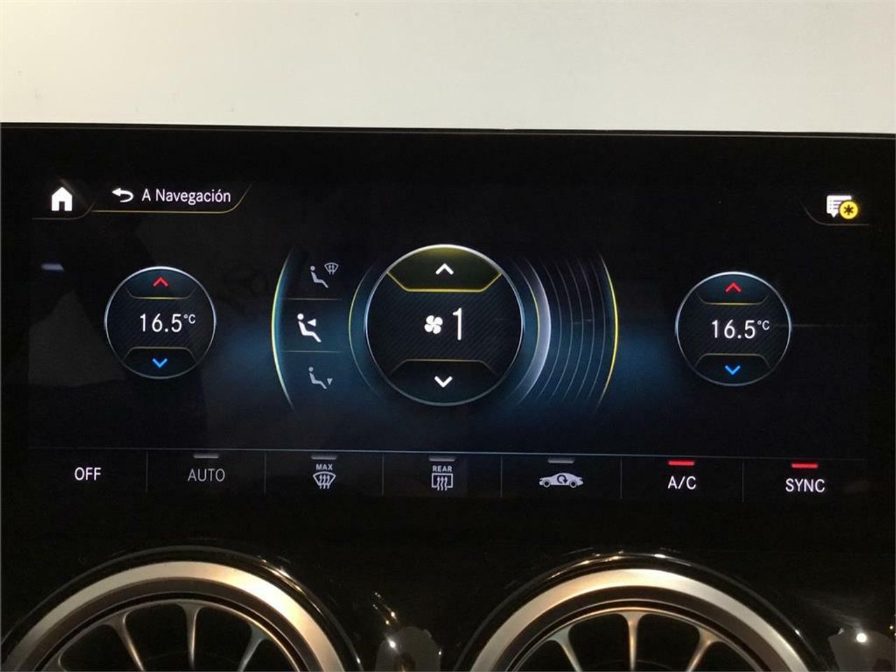 Mercedes Clase GLB 2.0 GLB 200 D DCT 110KW (150CV) - Foto 2