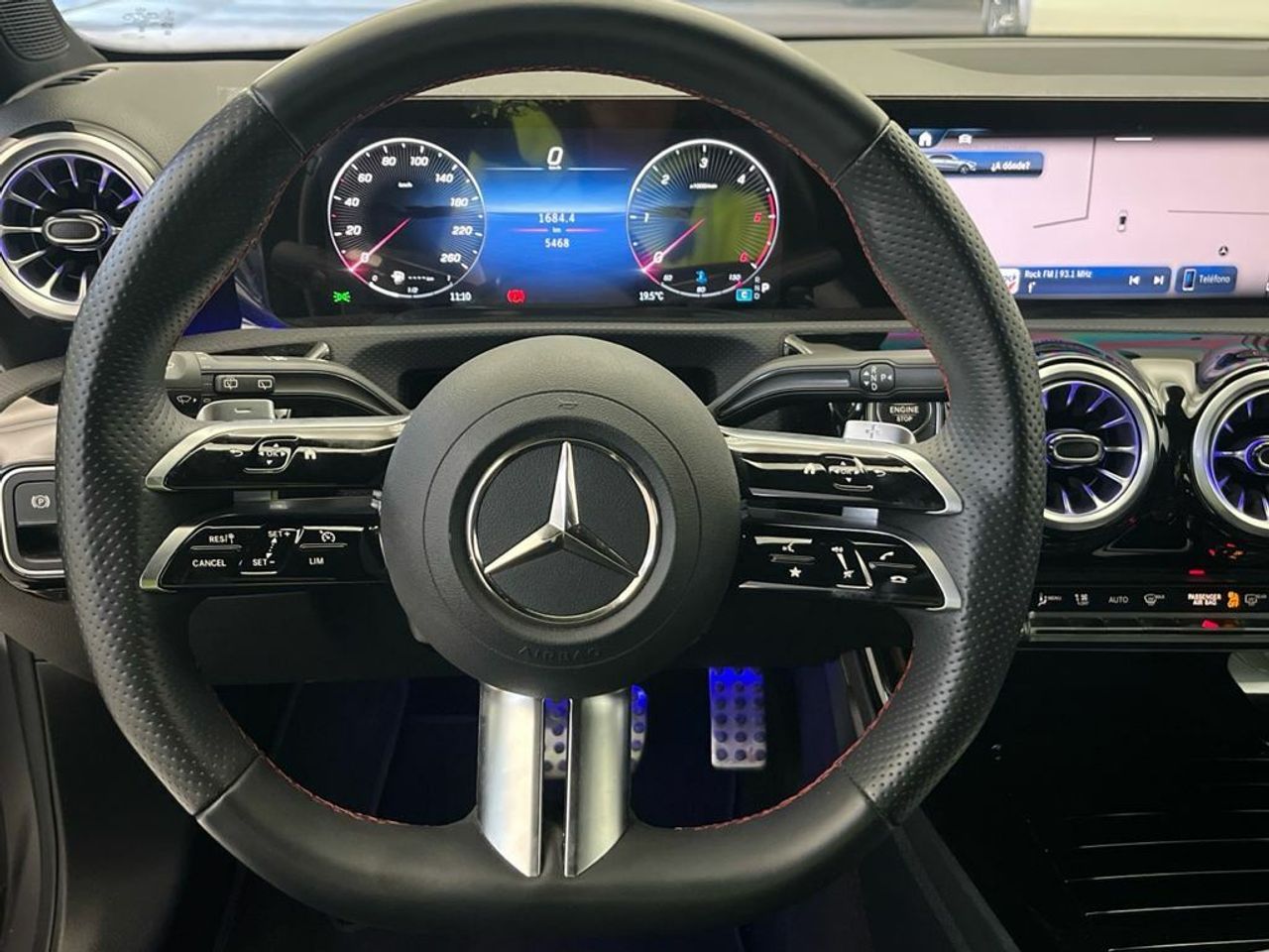 Mercedes Clase A 200 d Compacto - Foto 2