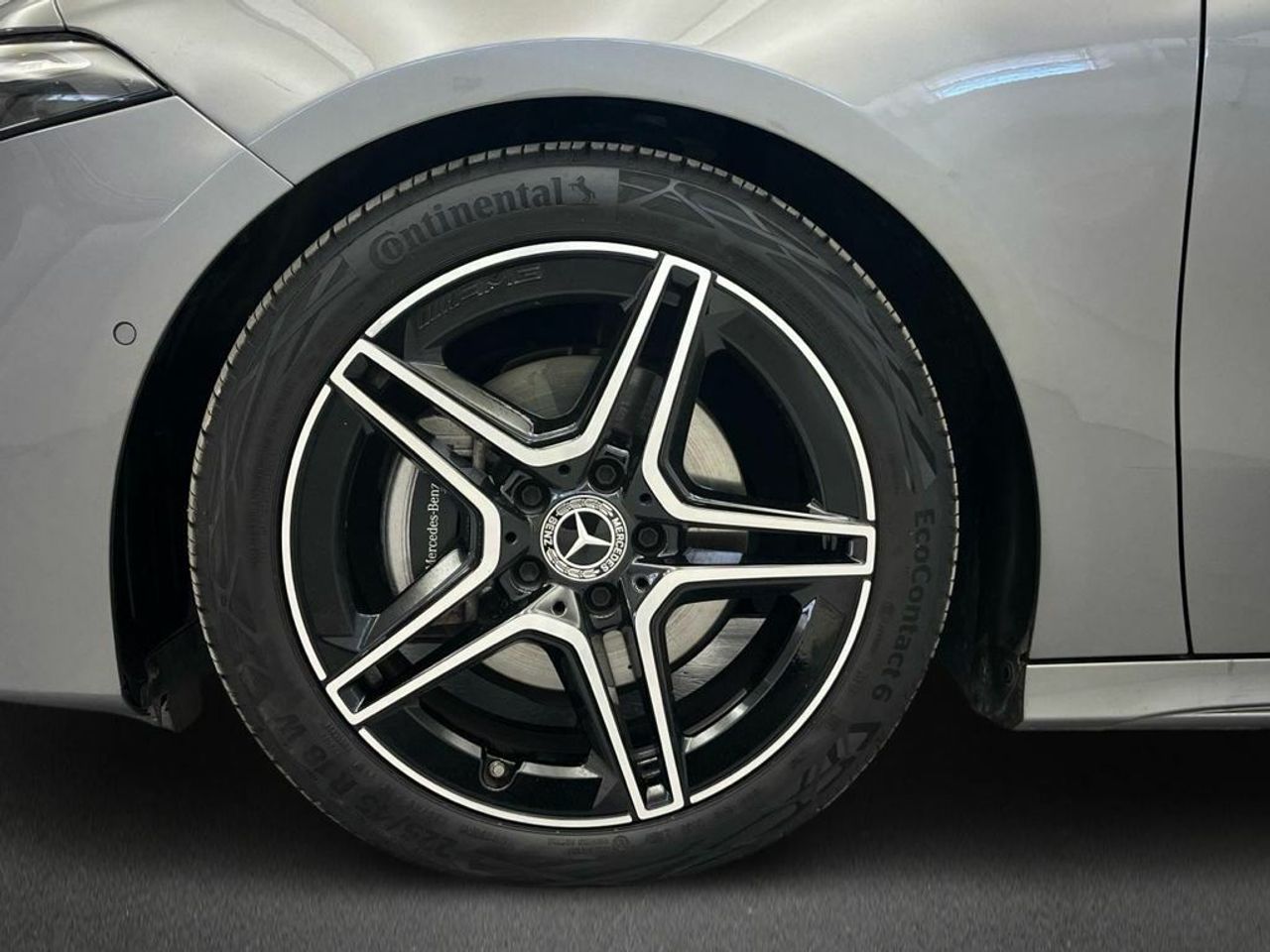 Mercedes Clase A 200 d Compacto - Foto 2