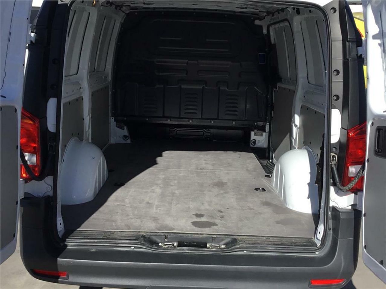 Mercedes Vito 114CDI 100kW furgón Pro larga - Foto 2