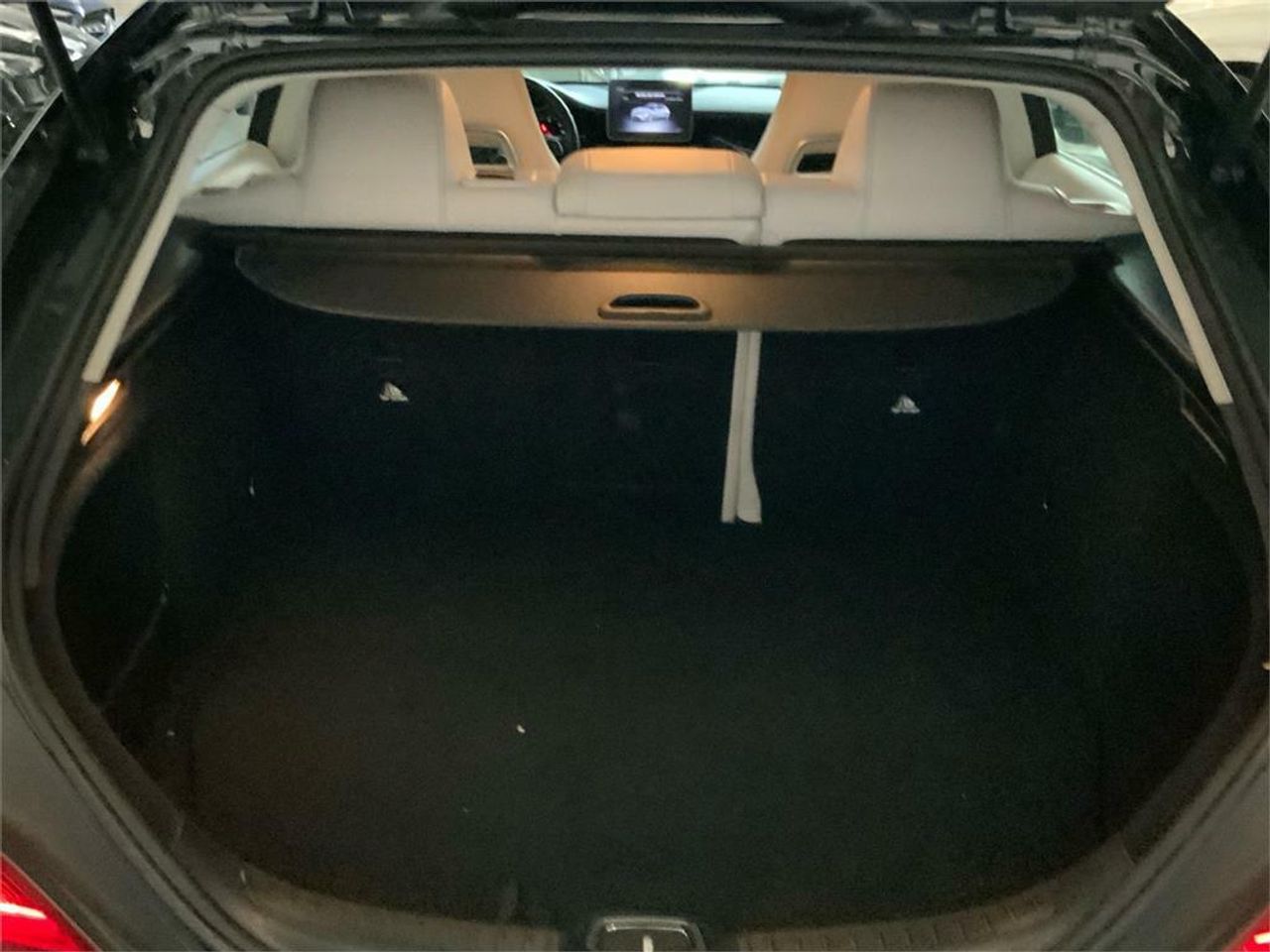 Mercedes CLA 200 d Shooting Brake - Foto 2