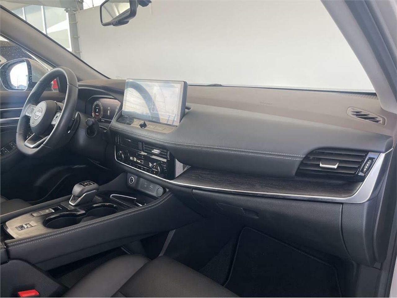 Nissan X-Trail 5pl 1.5T VC 120kW MHEV 4x2 Tekna - Foto 2