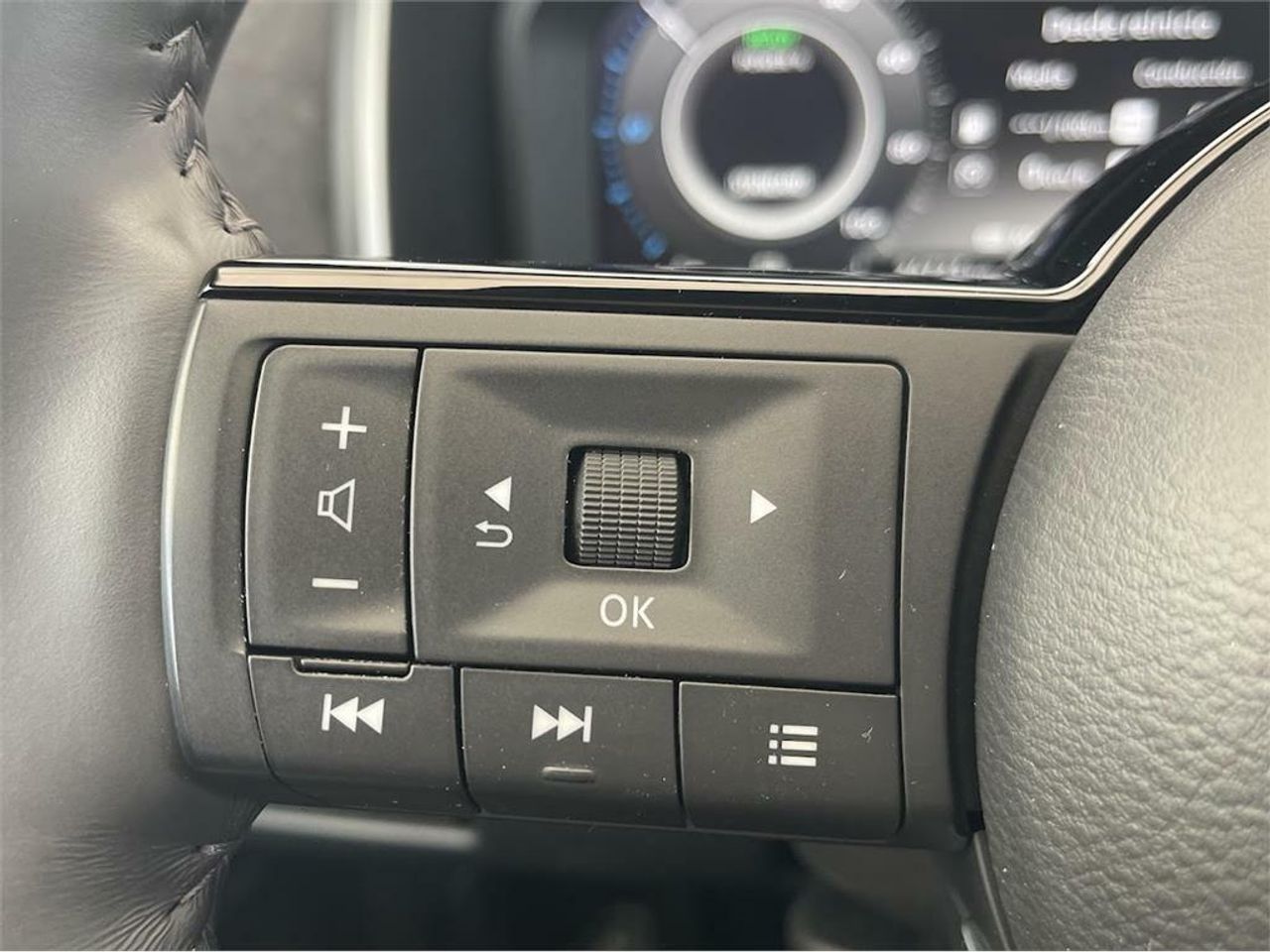 Nissan Qashqai E-POWER 140 KW (190 CV) Tekna Premium - Foto 2