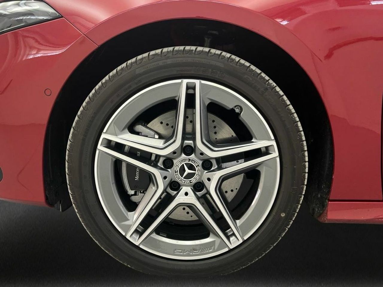 Mercedes Clase A 250 e Sedán - Foto 2