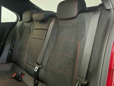 Mercedes Clase A 250 e Sedán