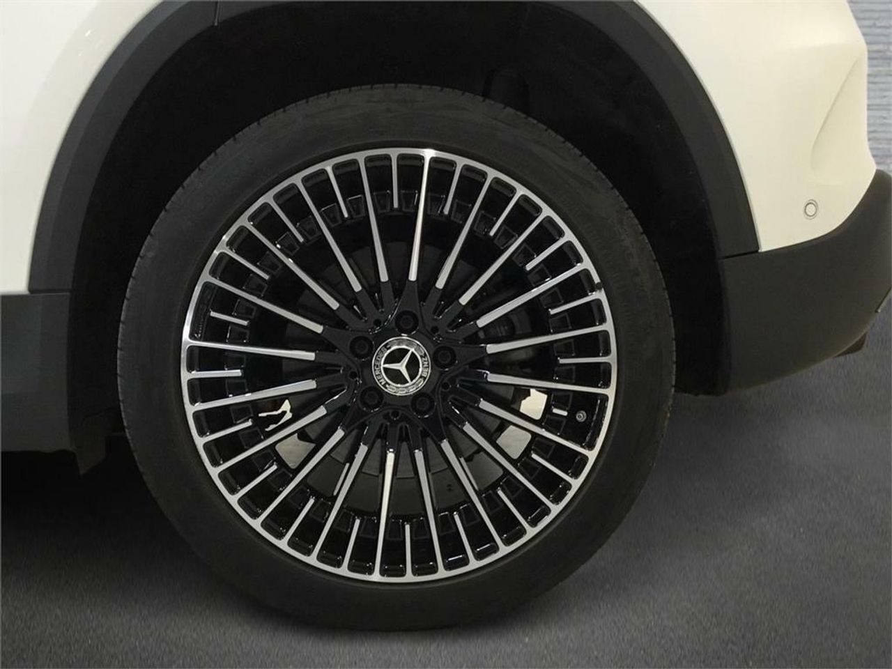 Mercedes EQA EQA 300 4MATIC - Foto 2