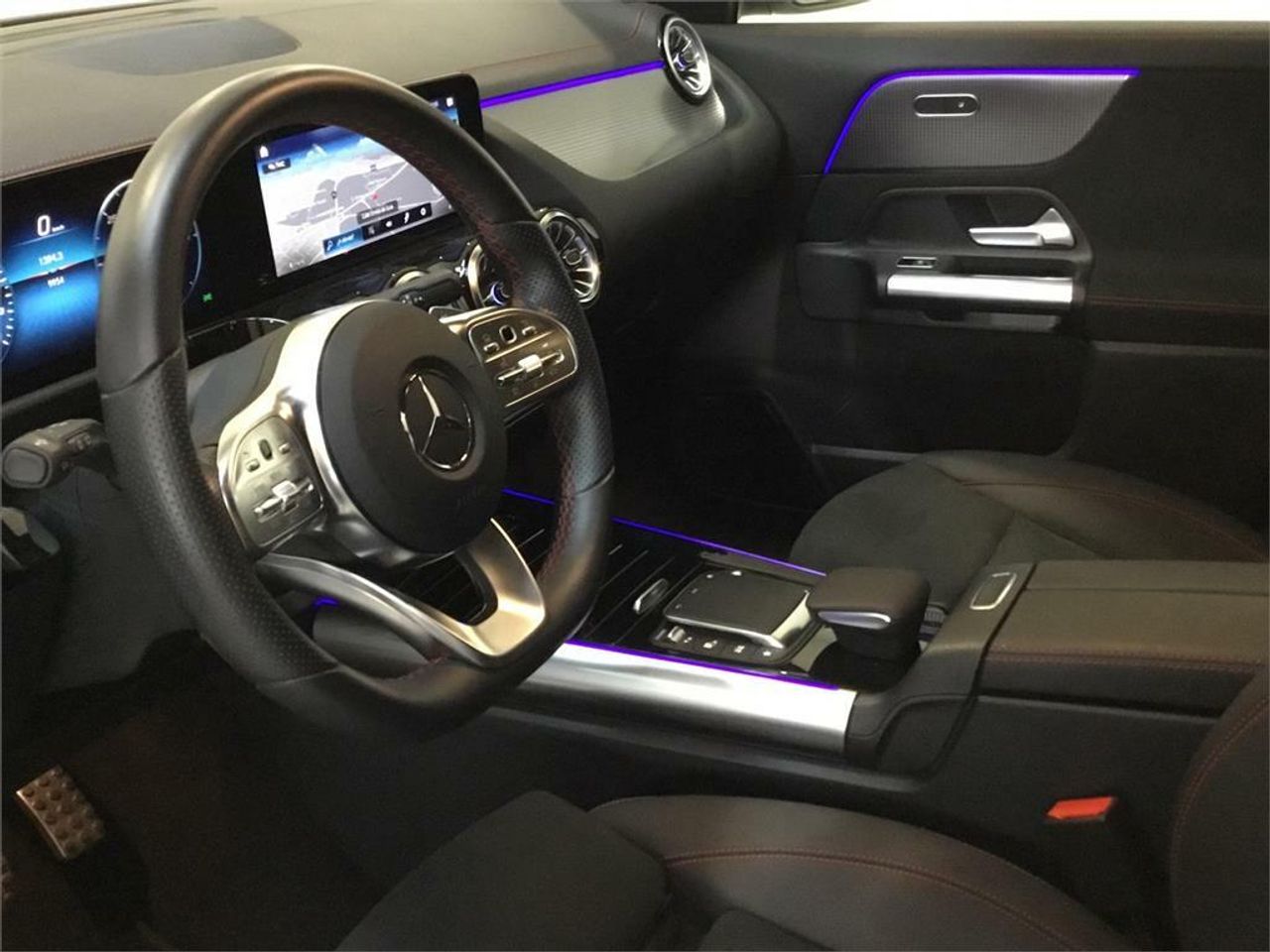 Mercedes EQA EQA 300 4MATIC - Foto 2