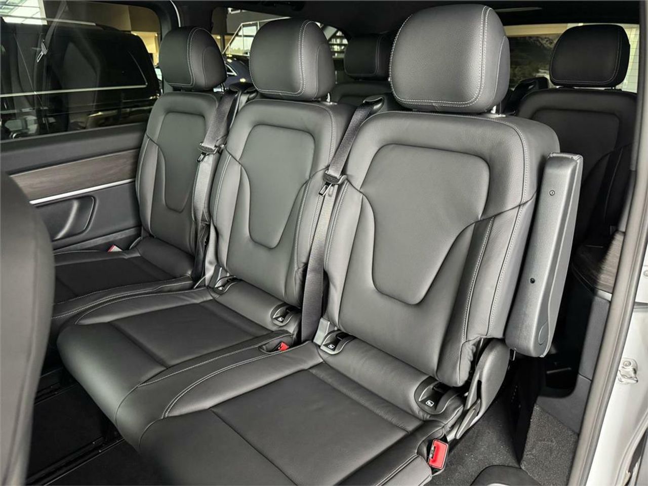 Mercedes Clase V 220 d Avantgarde Largo - Foto 2