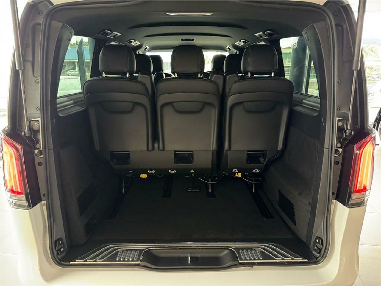 Mercedes Clase V 220 d Avantgarde Largo - Foto 2