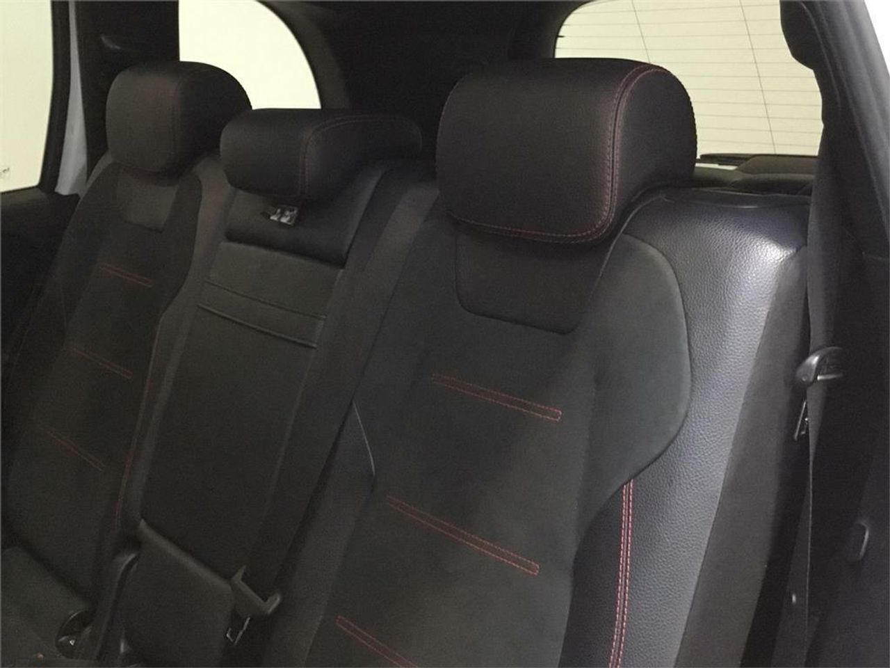 Mercedes Clase GLB 2.0 GLB 200 D DCT 110KW (150CV) - Foto 2