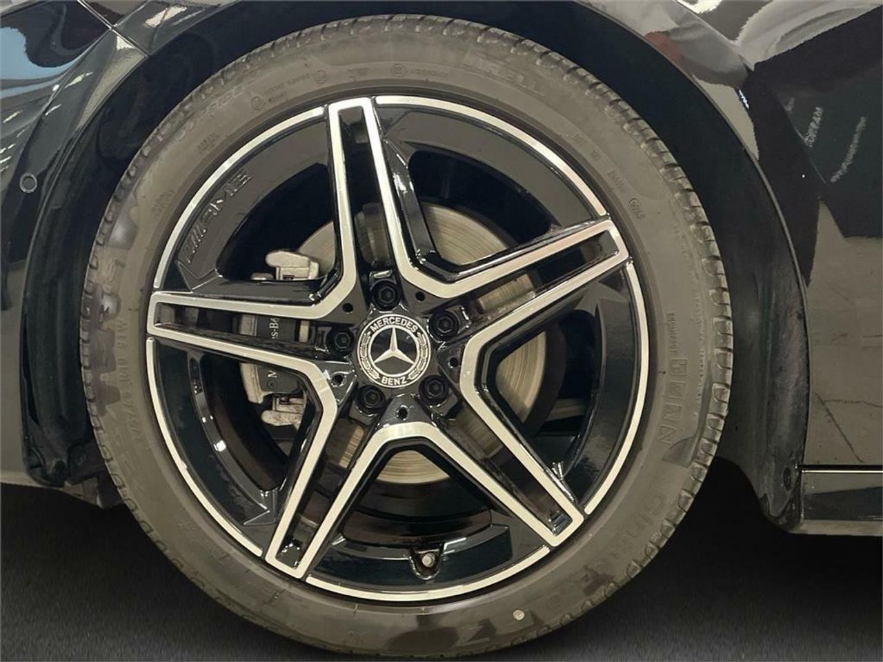 Mercedes Clase A 180 Sedán - Foto 2