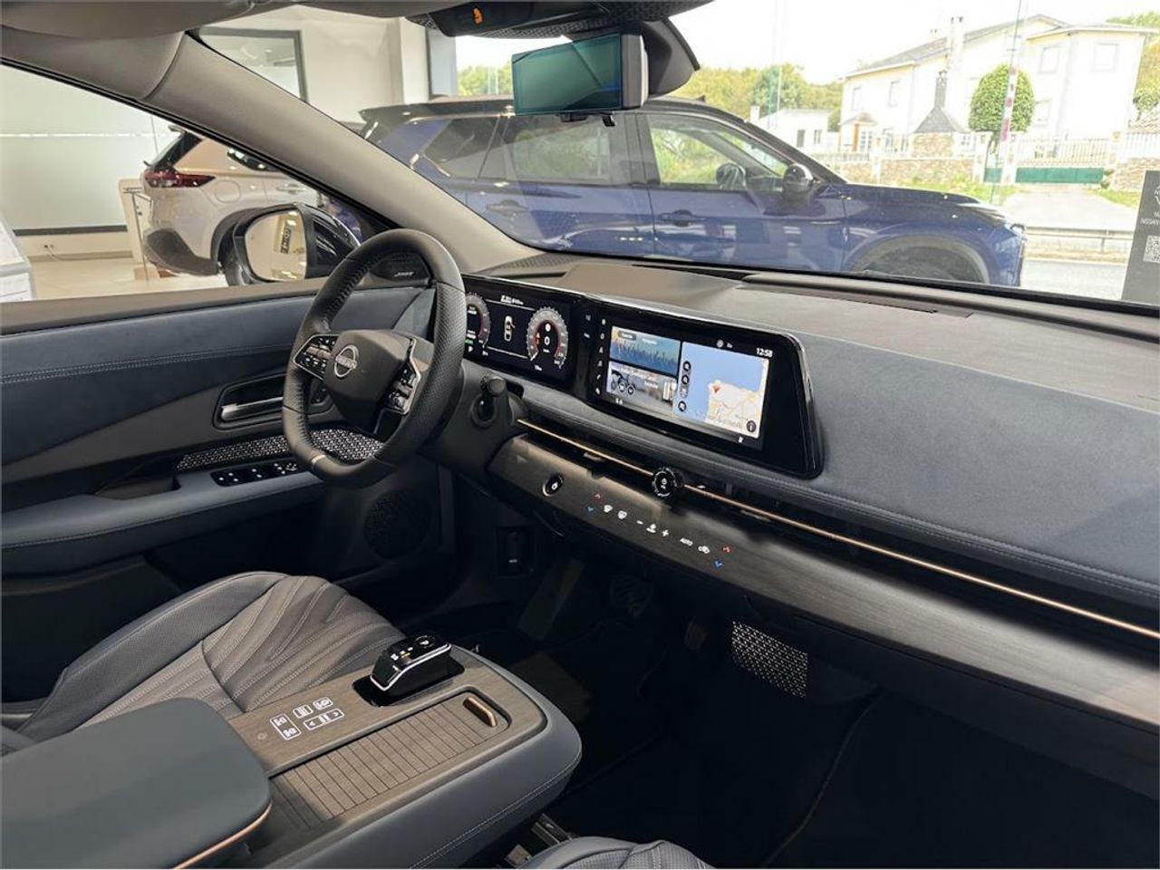 Nissan Ariya 5p 87 kWh 4x2 Evolve CAR. 22kW + Pack Sp - Foto 2