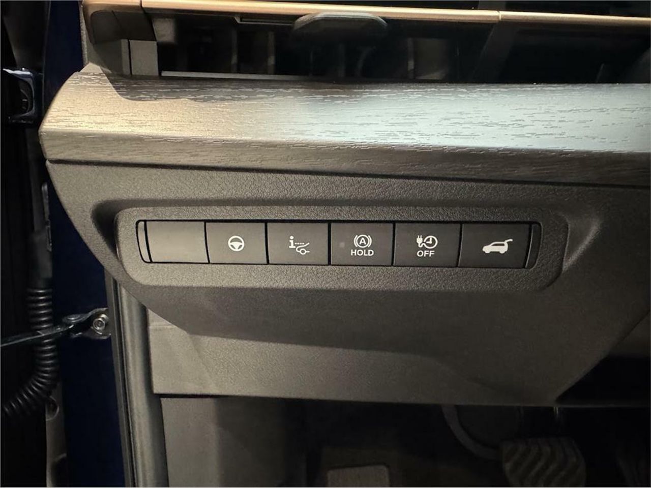 Nissan Ariya 5p 87 kWh 4x2 Evolve CAR. 22kW + Pack Sp - Foto 2