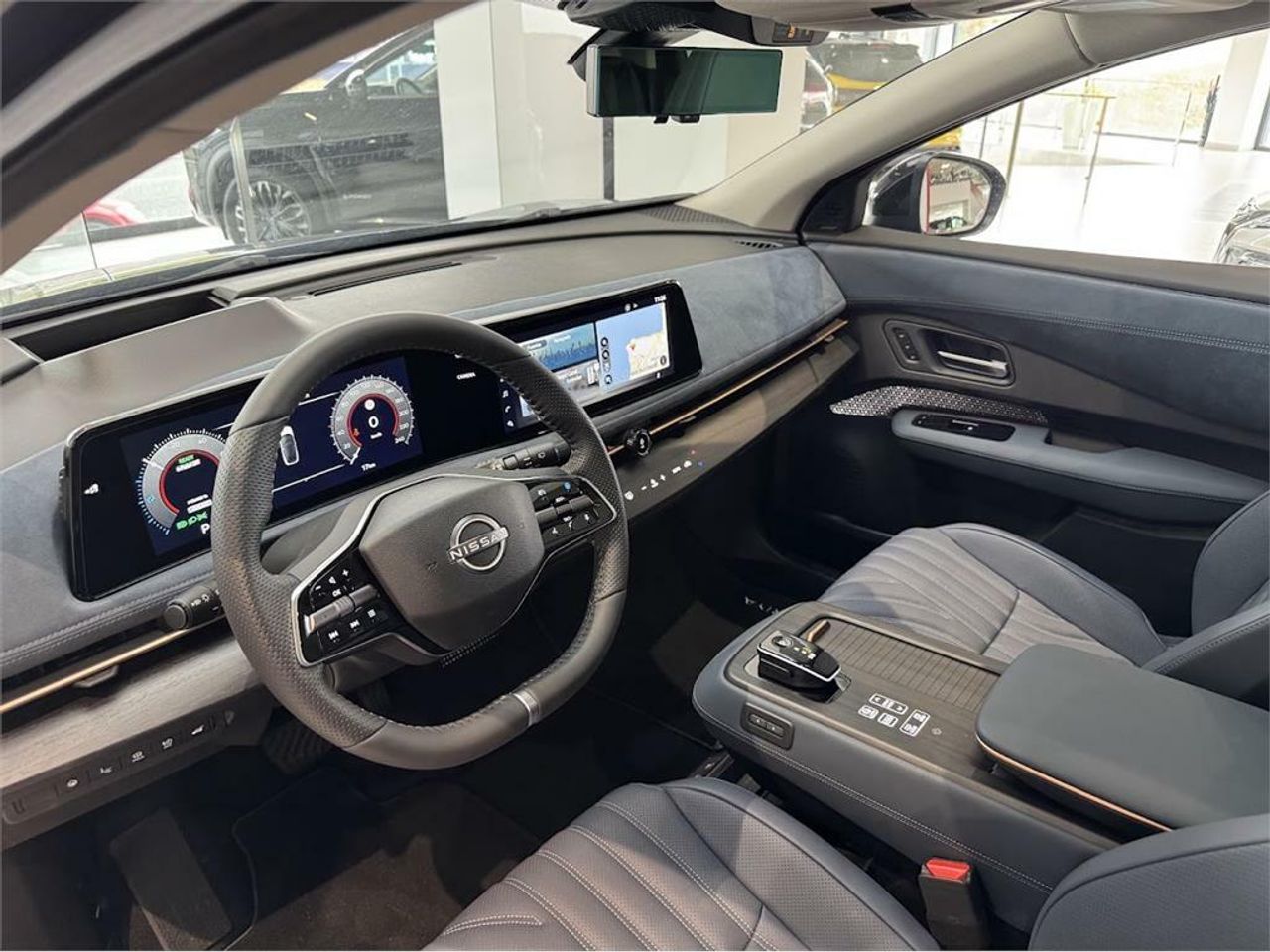 Nissan Ariya 5p 87 kWh 4x2 Evolve CAR. 22kW + Pack Sp - Foto 2