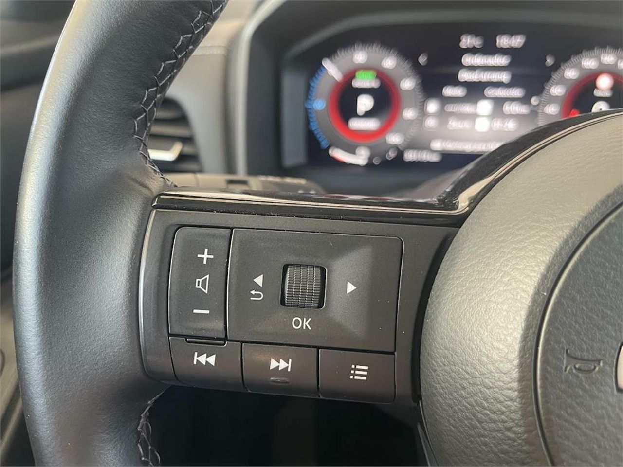 Nissan Qashqai E-POWER 140 KW (190 CV) N-Connecta - Foto 2