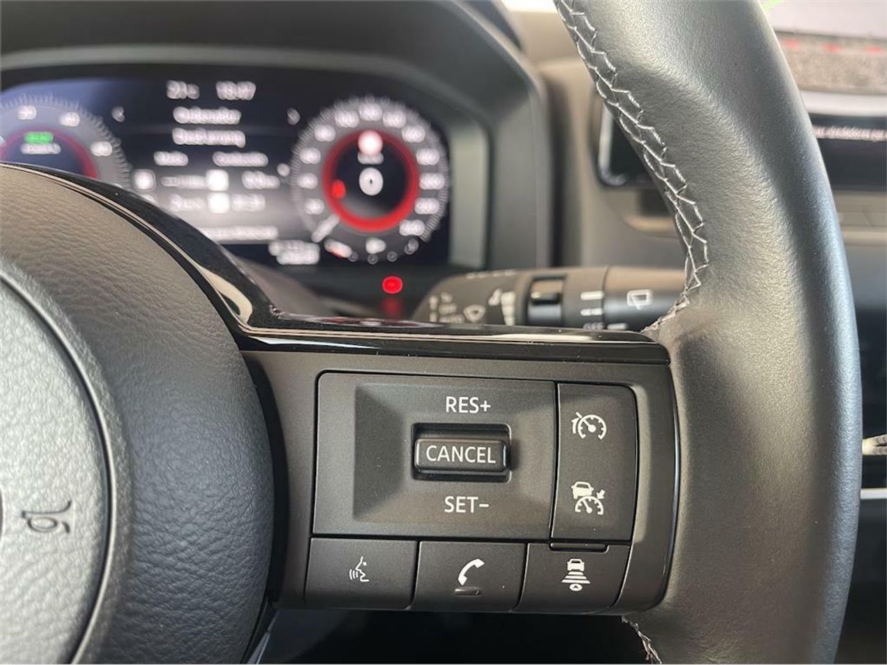 Nissan Qashqai E-POWER 140 KW (190 CV) N-Connecta - Foto 2