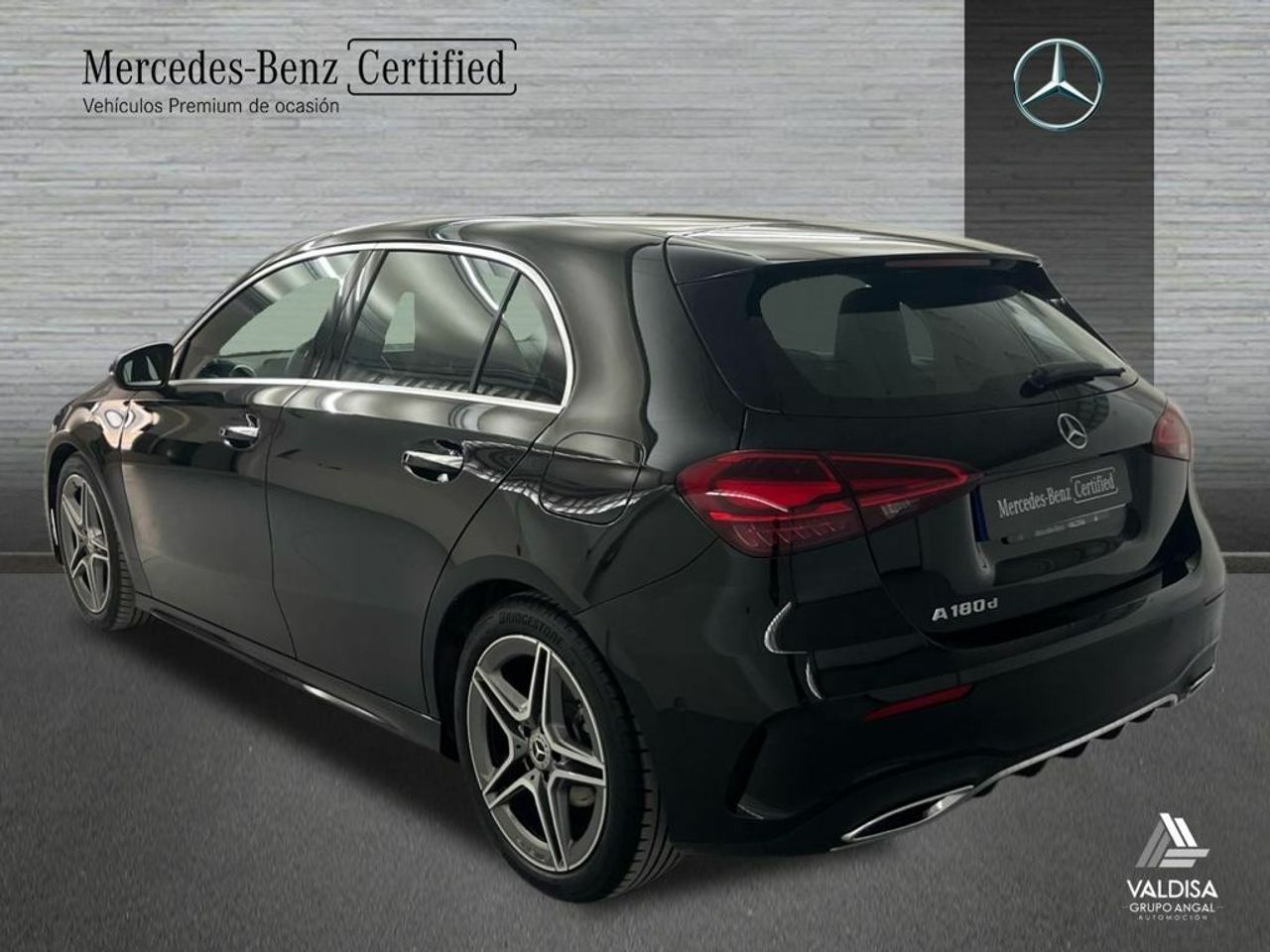 Mercedes Clase A 180 d Compacto - Foto 2
