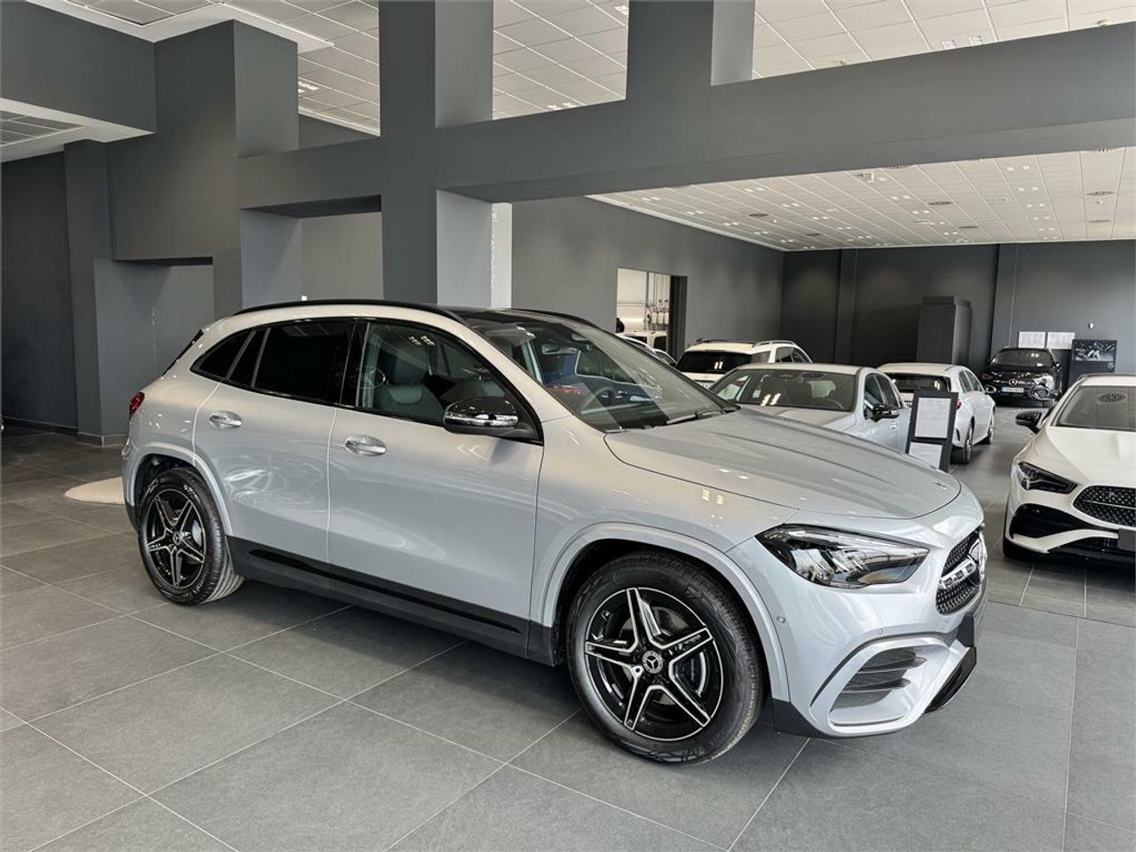 Mercedes GLA 200 D - Foto 2